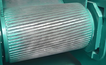 �ƽ�������Ѻ���ĥ��˿