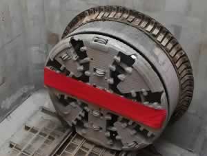 �ܹ�����ĥ��˿